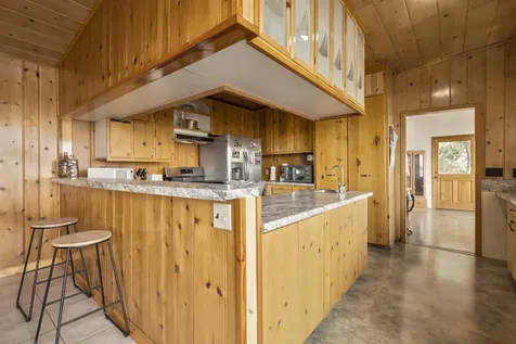 1731 Lakeshore Drive Klamath Falls OR 97601