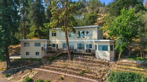 1731 Lakeshore Drive Klamath Falls OR 97601