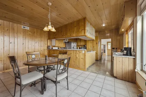 1731 Lakeshore Drive Klamath Falls OR 97601