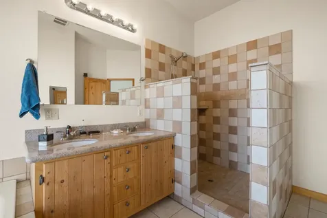 1731 Lakeshore Drive Klamath Falls OR 97601