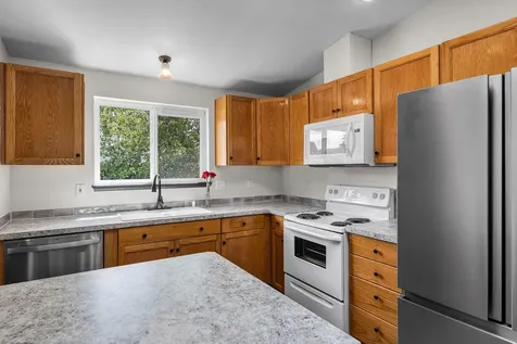 1620 NE Heavenly Drive Bend OR 97701