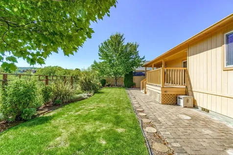 1156 Highlands Drive Eagle Point OR 97524