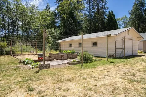 2612 Sand Creek Road Grants Pass OR 97527