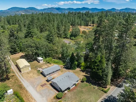 2612 Sand Creek Road Grants Pass OR 97527