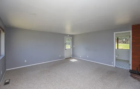 765 Reiten Drive Ashland OR 97520