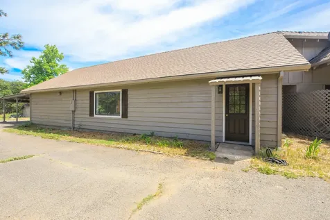 765 Reiten Drive Ashland OR 97520