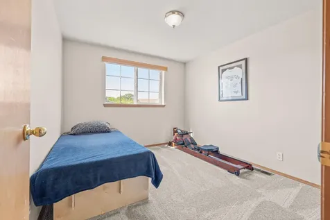 887 NE Locksley Drive Bend OR 97701