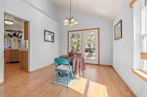 887 NE Locksley Drive Bend OR 97701