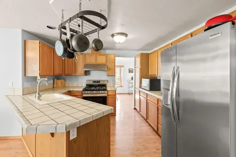 887 NE Locksley Drive Bend OR 97701