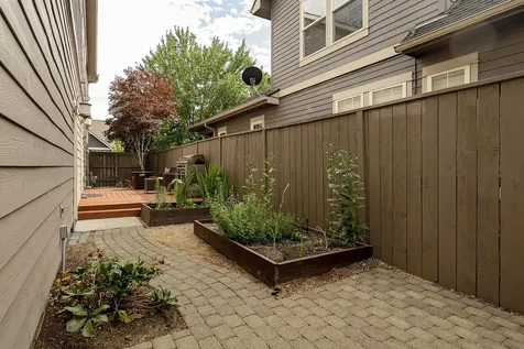 431 Clinton Street Ashland OR 97520