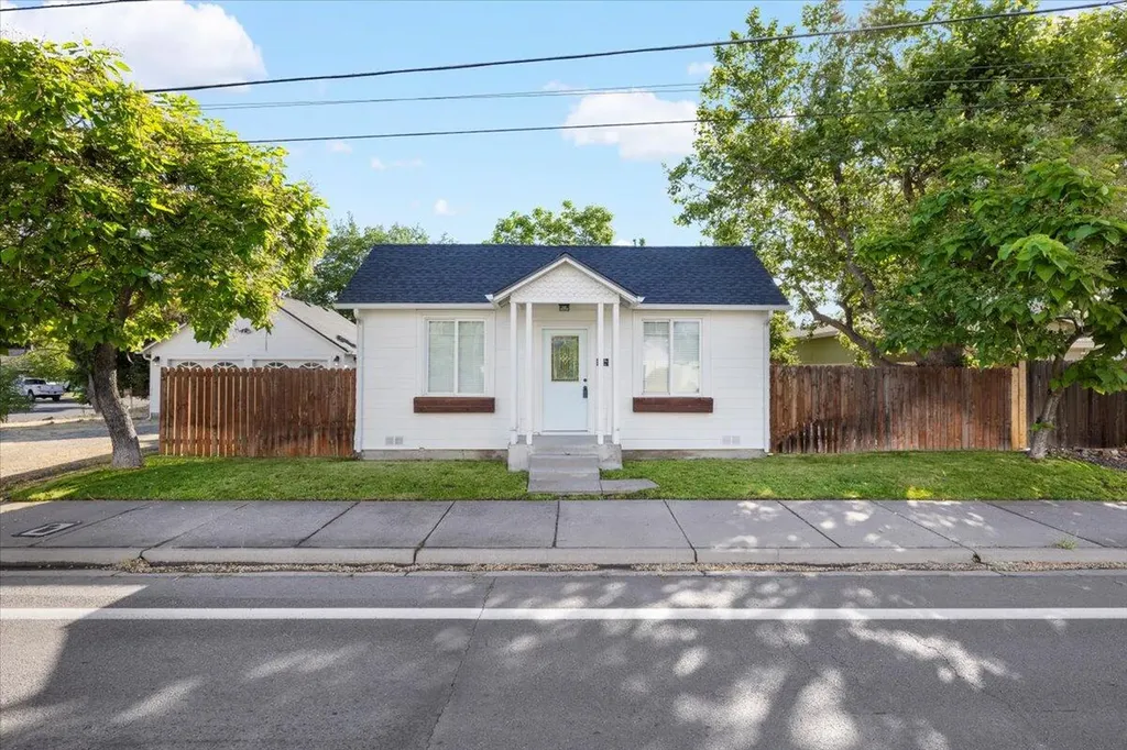 3124 Merriman Road Medford OR 97501