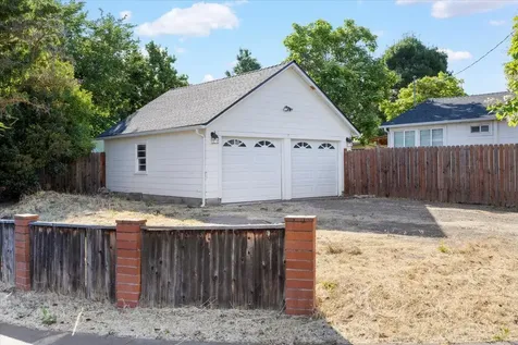3124 Merriman Road Medford OR 97501