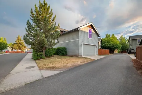 21298 Beall Drive Bend OR 97701