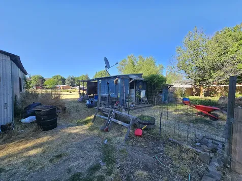 2141 SE Melrose Drive Prineville OR 97754