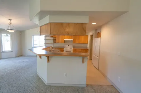 2261 SW Reindeer Avenue Redmond OR 97756