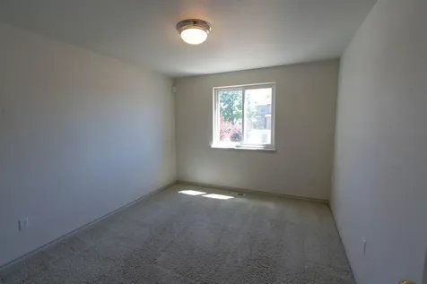 2261 SW Reindeer Avenue Redmond OR 97756