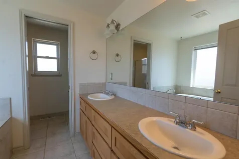 2261 SW Reindeer Avenue Redmond OR 97756