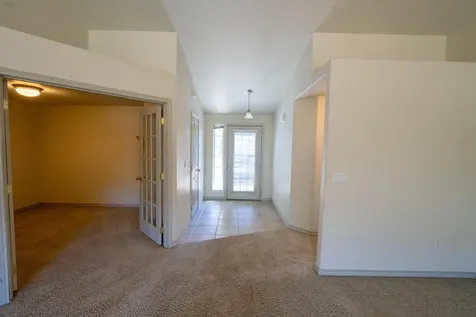 2261 SW Reindeer Avenue Redmond OR 97756