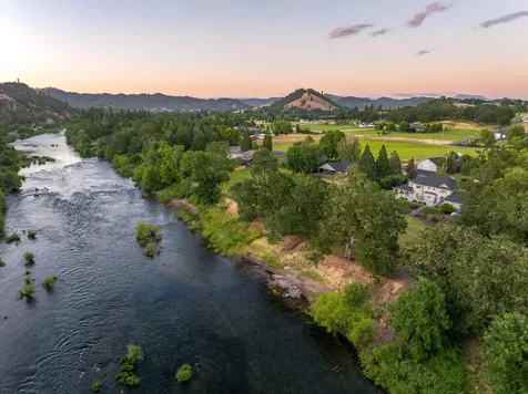 2270 Fisher Road Roseburg OR 97471