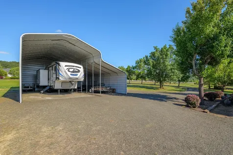 2270 Fisher Road Roseburg OR 97471
