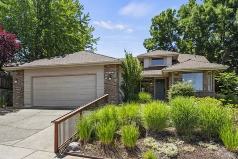 3218 Larue Drive Medford OR 97504