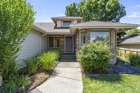 3218 Larue Drive Medford OR 97504