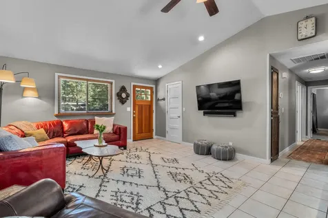 61112 Deer Valley Drive Bend OR 97702