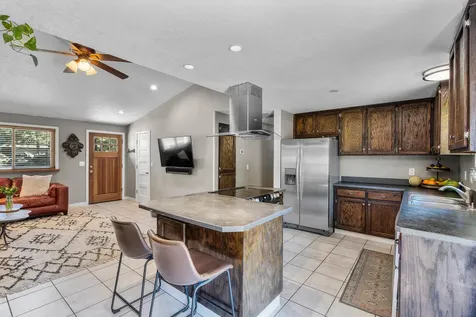 61112 Deer Valley Drive Bend OR 97702