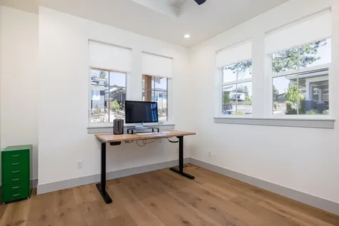 62677 NW Mehama Court Bend OR 97703
