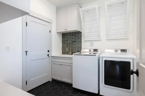 62677 NW Mehama Court Bend OR 97703
