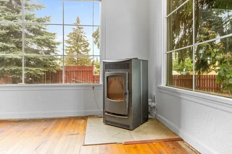 2595 Cherry Avenue NE Salem OR 97301