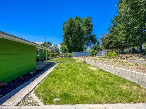 7571 Cannon Avenue Klamath Falls OR 97603