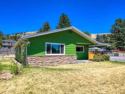 7571 Cannon Avenue Klamath Falls OR 97603