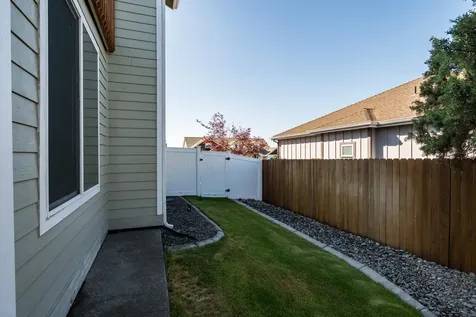 3747 SW Xero Place Redmond OR 97756
