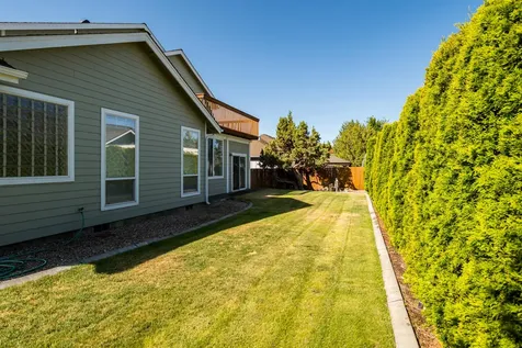 3747 SW Xero Place Redmond OR 97756