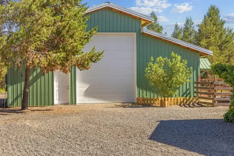 16250 South Drive La Pine OR 97739