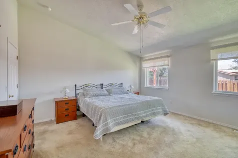 1841 NE 7th Street Redmond OR 97756