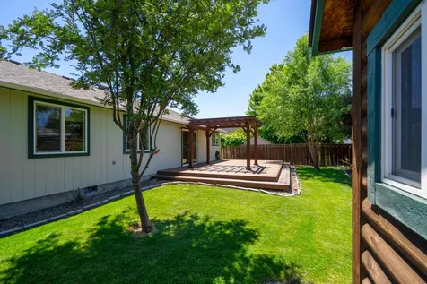 1841 NE 7th Street Redmond OR 97756