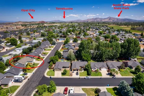 1841 NE 7th Street Redmond OR 97756