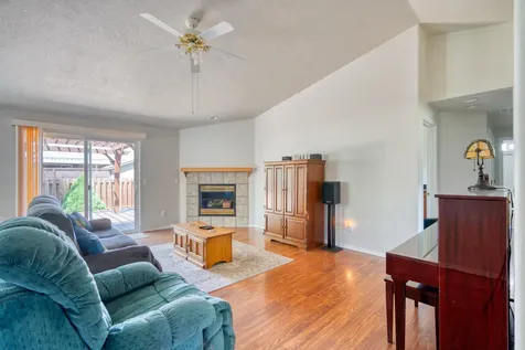1841 NE 7th Street Redmond OR 97756