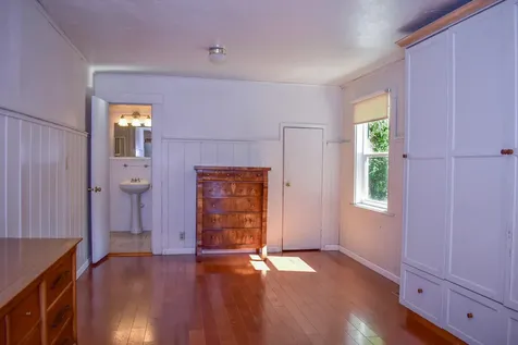 564 Liberty Street Ashland OR 97520