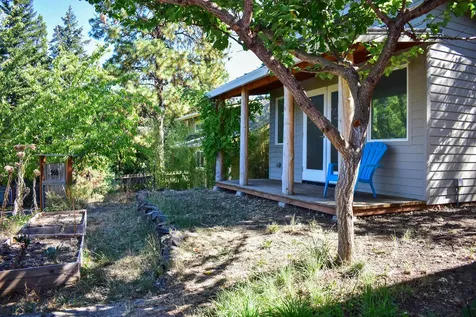 564 Liberty Street Ashland OR 97520