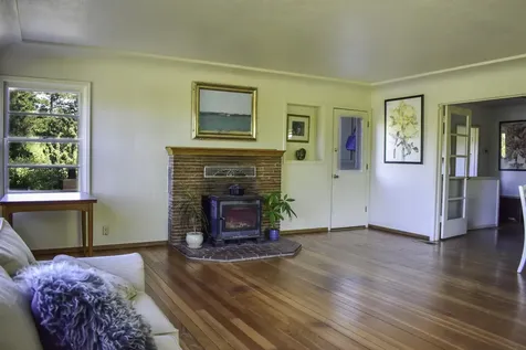564 Liberty Street Ashland OR 97520