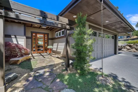 3056 NW Duffy Drive Bend OR 97703