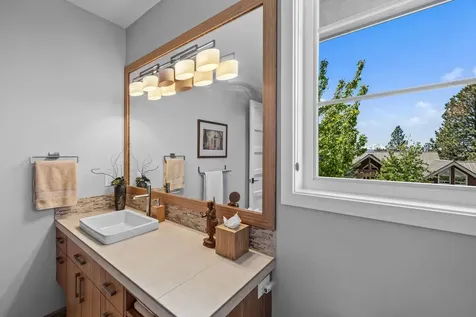 3056 NW Duffy Drive Bend OR 97703