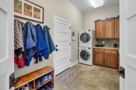 3056 NW Duffy Drive Bend OR 97703