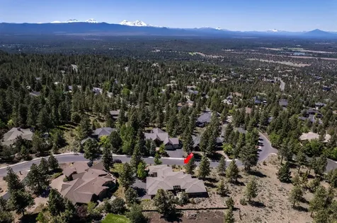 3056 NW Duffy Drive Bend OR 97703