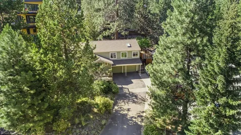 1668 SW Knoll Avenue Bend OR 97702