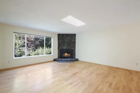 1668 SW Knoll Avenue Bend OR 97702
