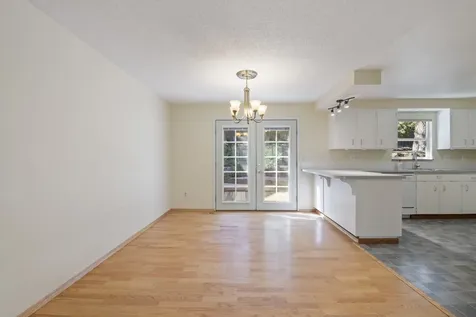 1668 SW Knoll Avenue Bend OR 97702